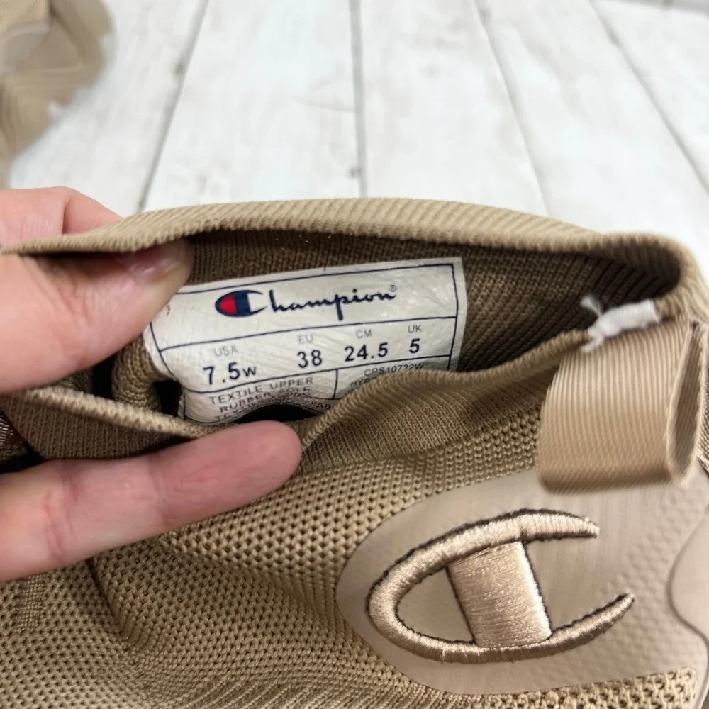 Champion‎ NWOT Men's Tan Knit High Top Sneakers Slip-On Athletic Shoes Size 7.5W